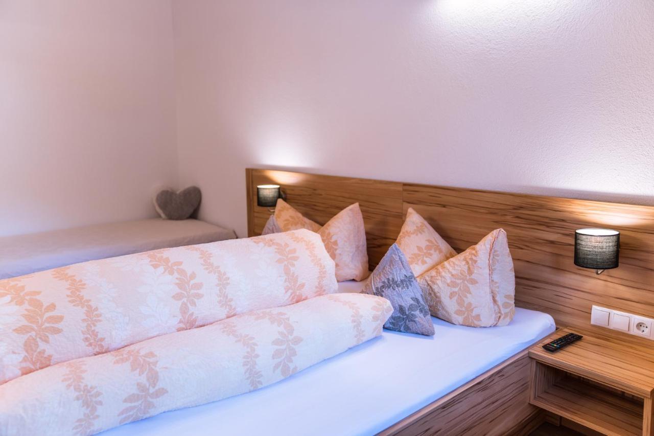 Gaestehaus Runhof レンゲンフェルト 部屋 写真